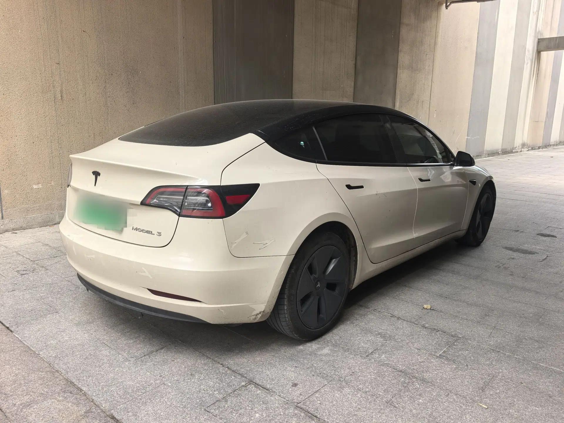 Tesla Model 3 2022 Rear-Wheel-Drive Version — миниатюра 6