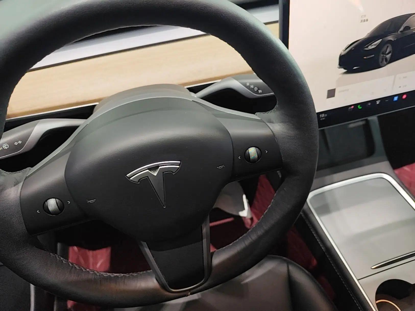 Tesla Model 3 2022 Rear-Wheel-Drive Version — миниатюра 16