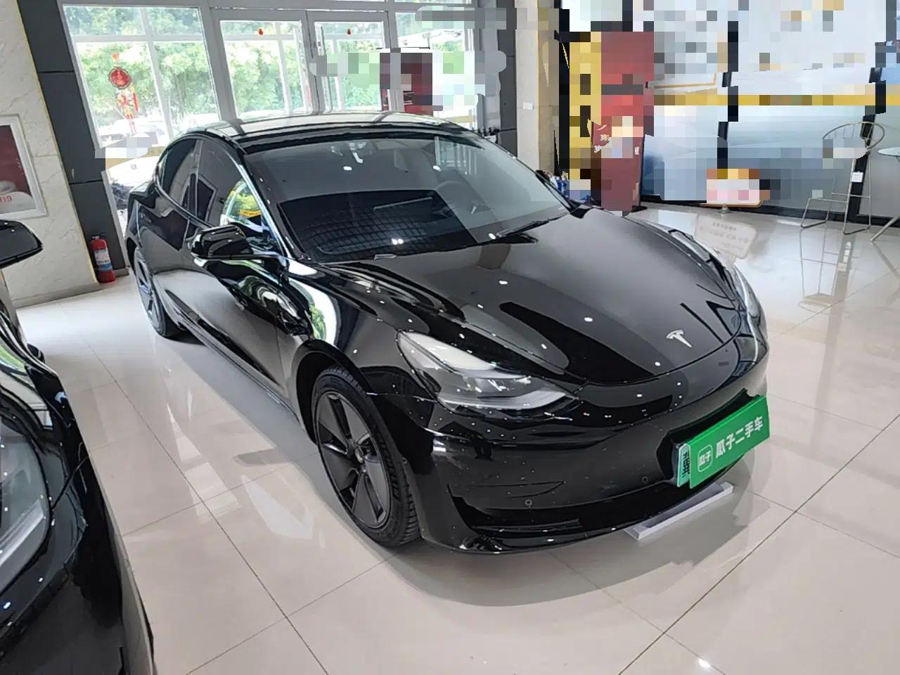 Tesla Model 3 2022 Rear-Wheel-Drive Version — миниатюра 3