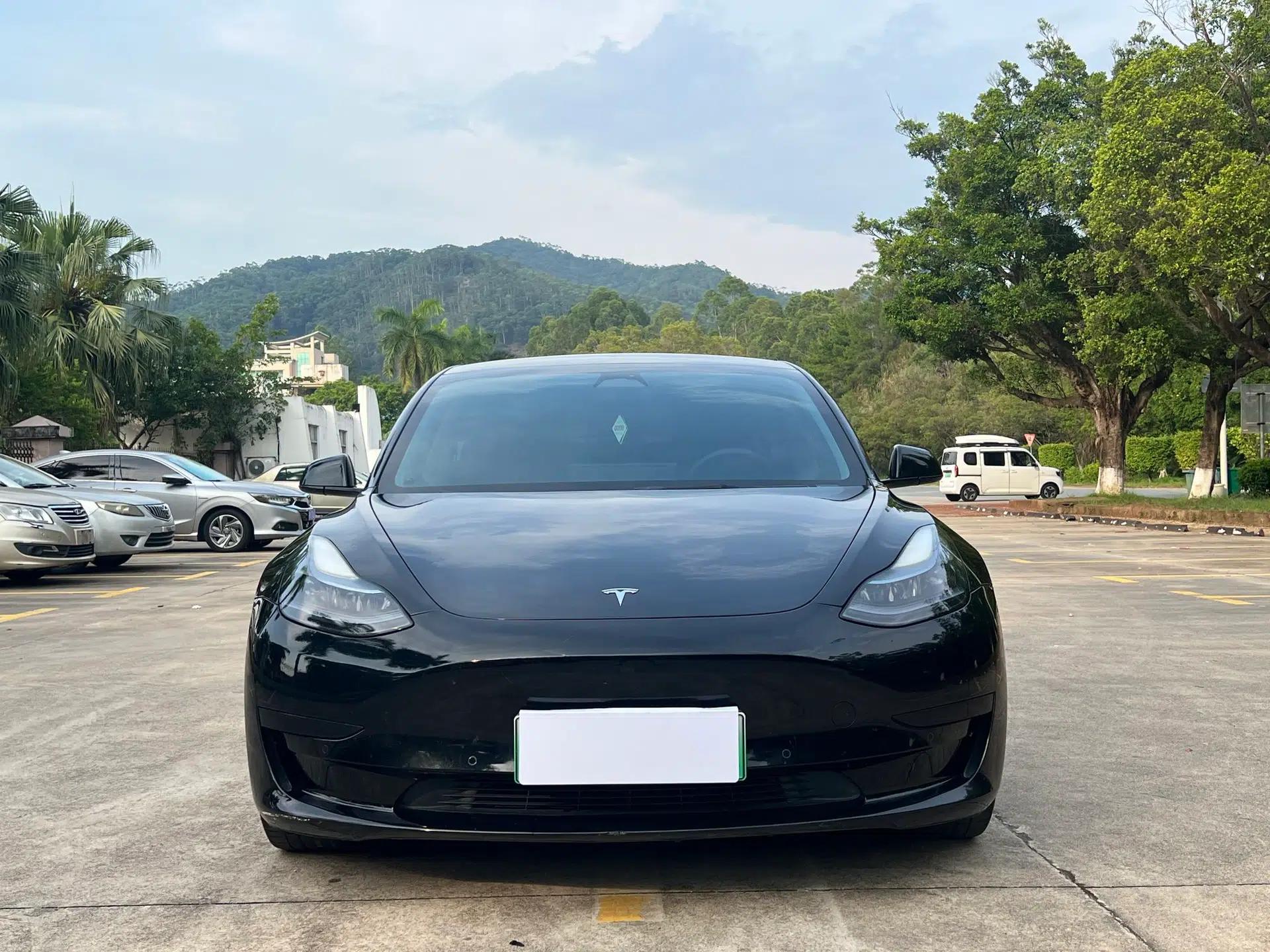 Tesla Model 3 2022 Rear-Wheel-Drive Version — миниатюра 15