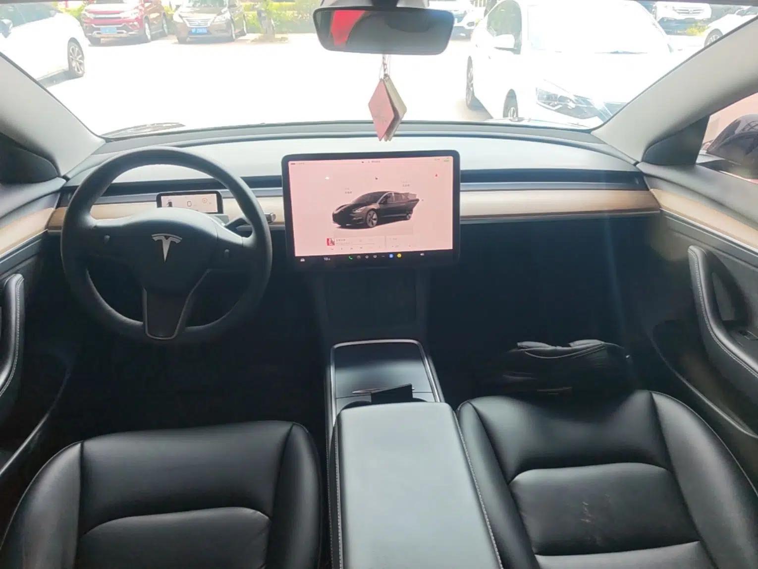 Tesla Model 3 2022 Rear-Wheel-Drive Version — миниатюра 20