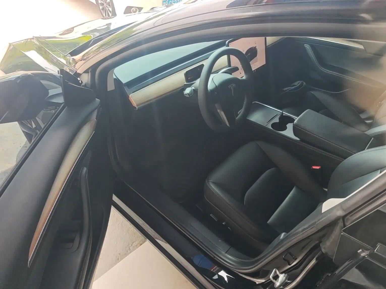 Tesla Model 3 2022 Rear-Wheel-Drive Version — миниатюра 26