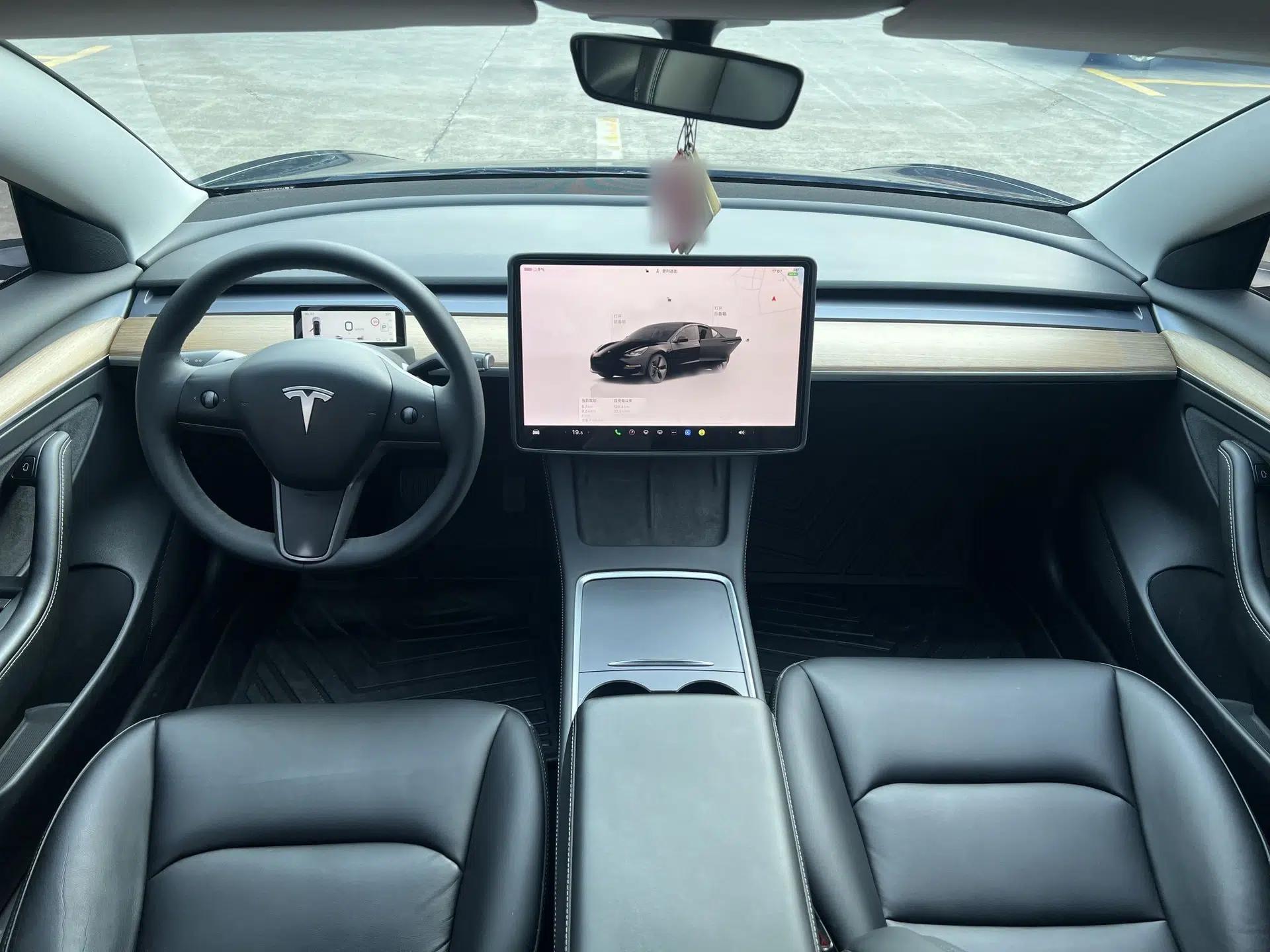 Tesla Model 3 2022 Rear-Wheel-Drive Version — миниатюра 34