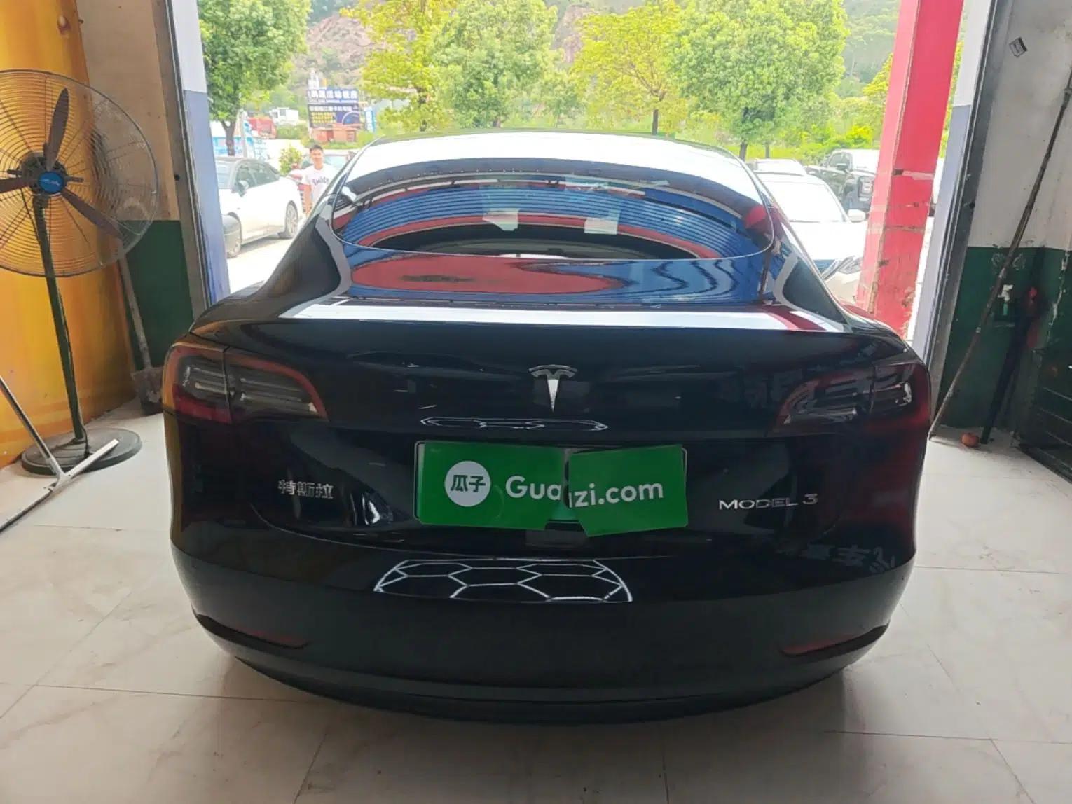 Tesla Model 3 2022 Rear-Wheel-Drive Version — миниатюра 5