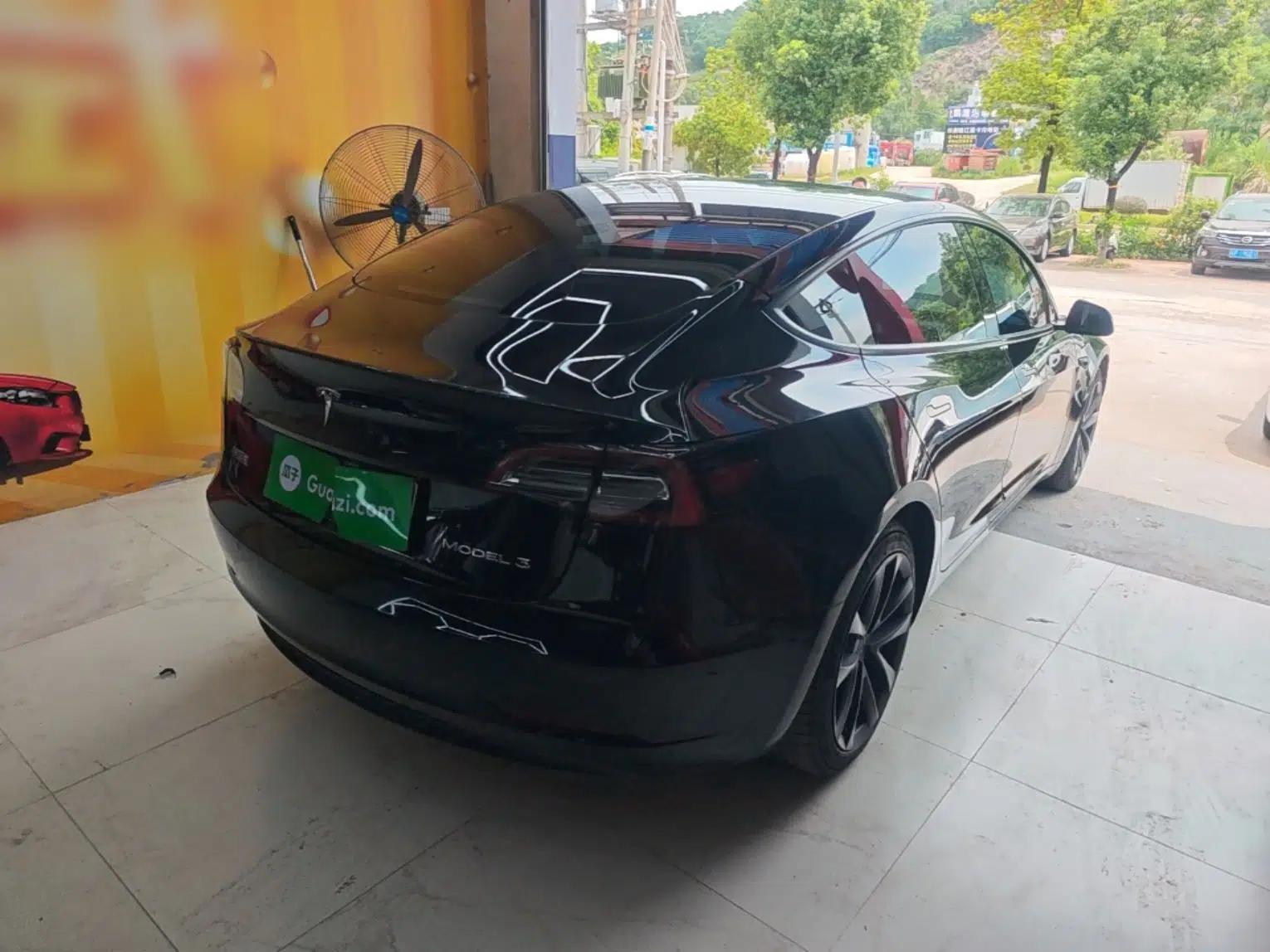 Tesla Model 3 2022 Rear-Wheel-Drive Version — миниатюра 6