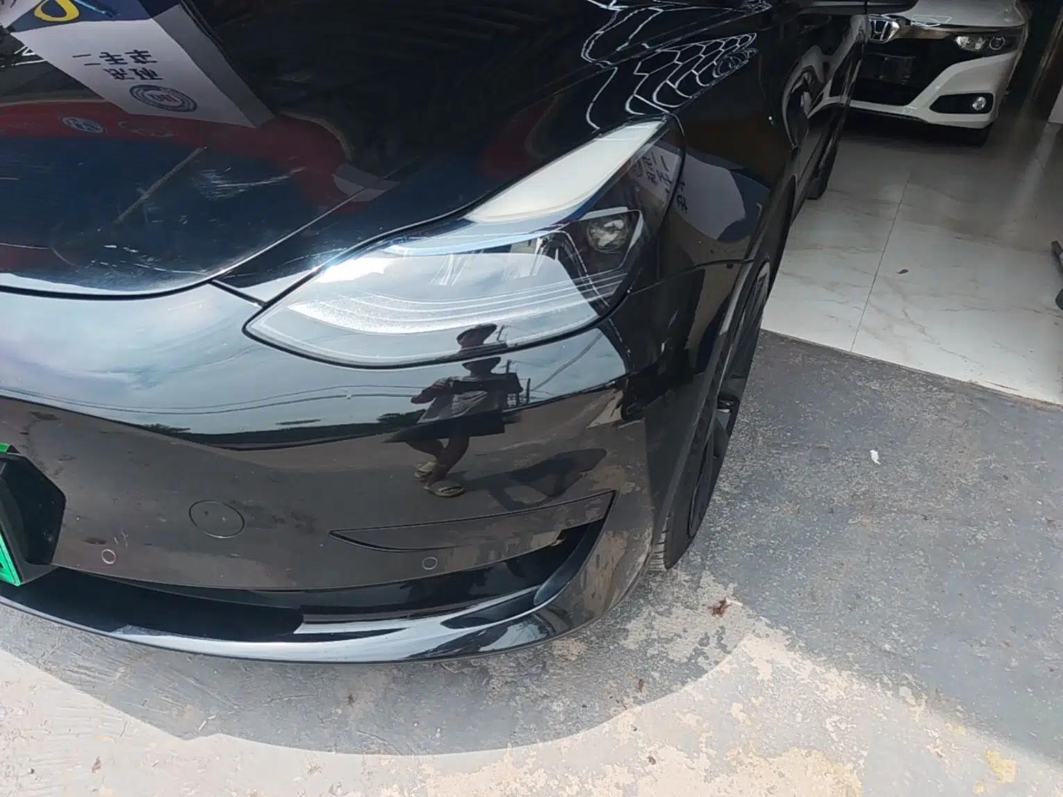 Tesla Model 3 2022 Rear-Wheel-Drive Version — миниатюра 8