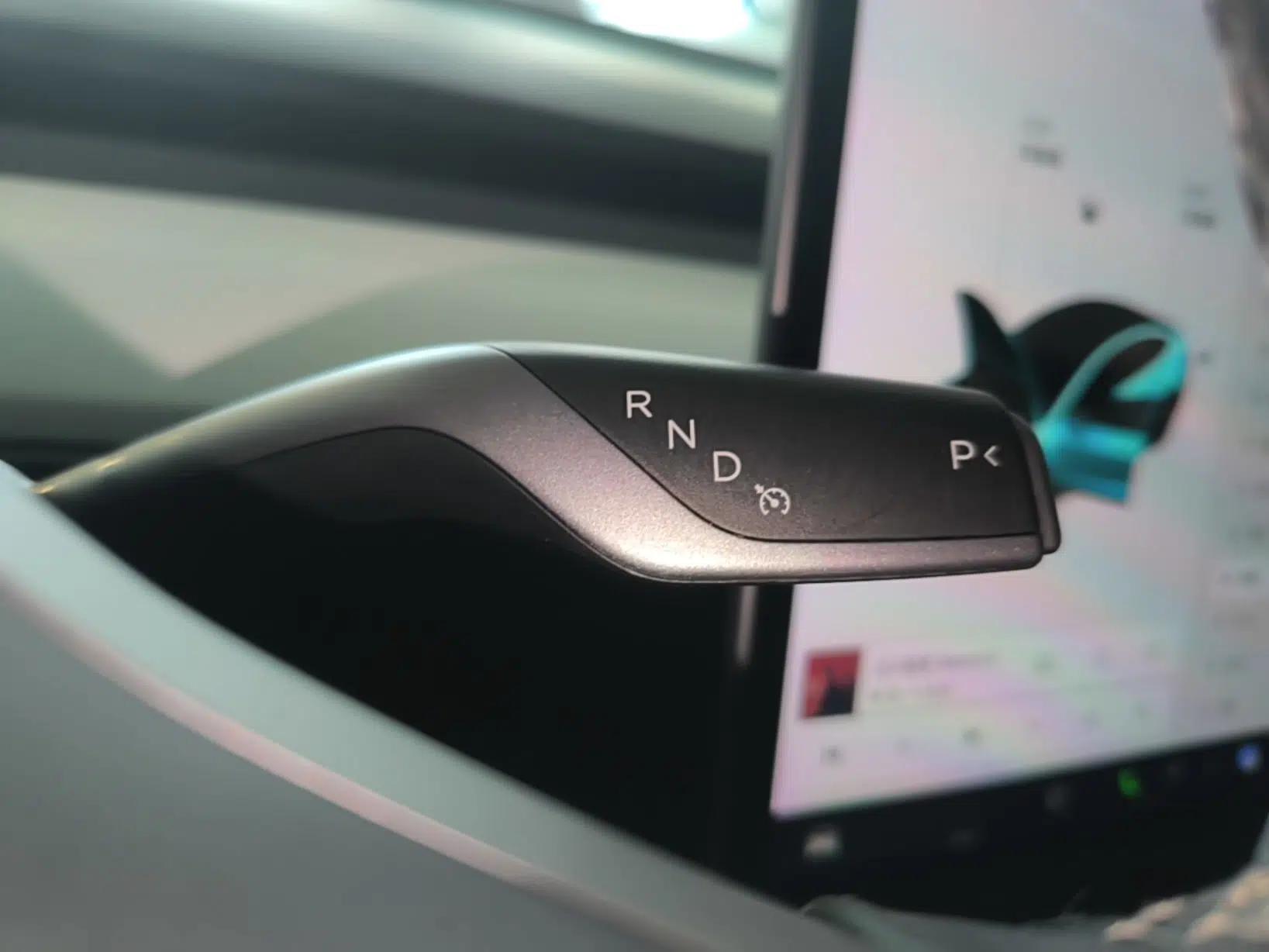 Tesla Model 3 2021 Standard Range Rear-Wheel Drive Upgraded Version 3D6 — миниатюра 16