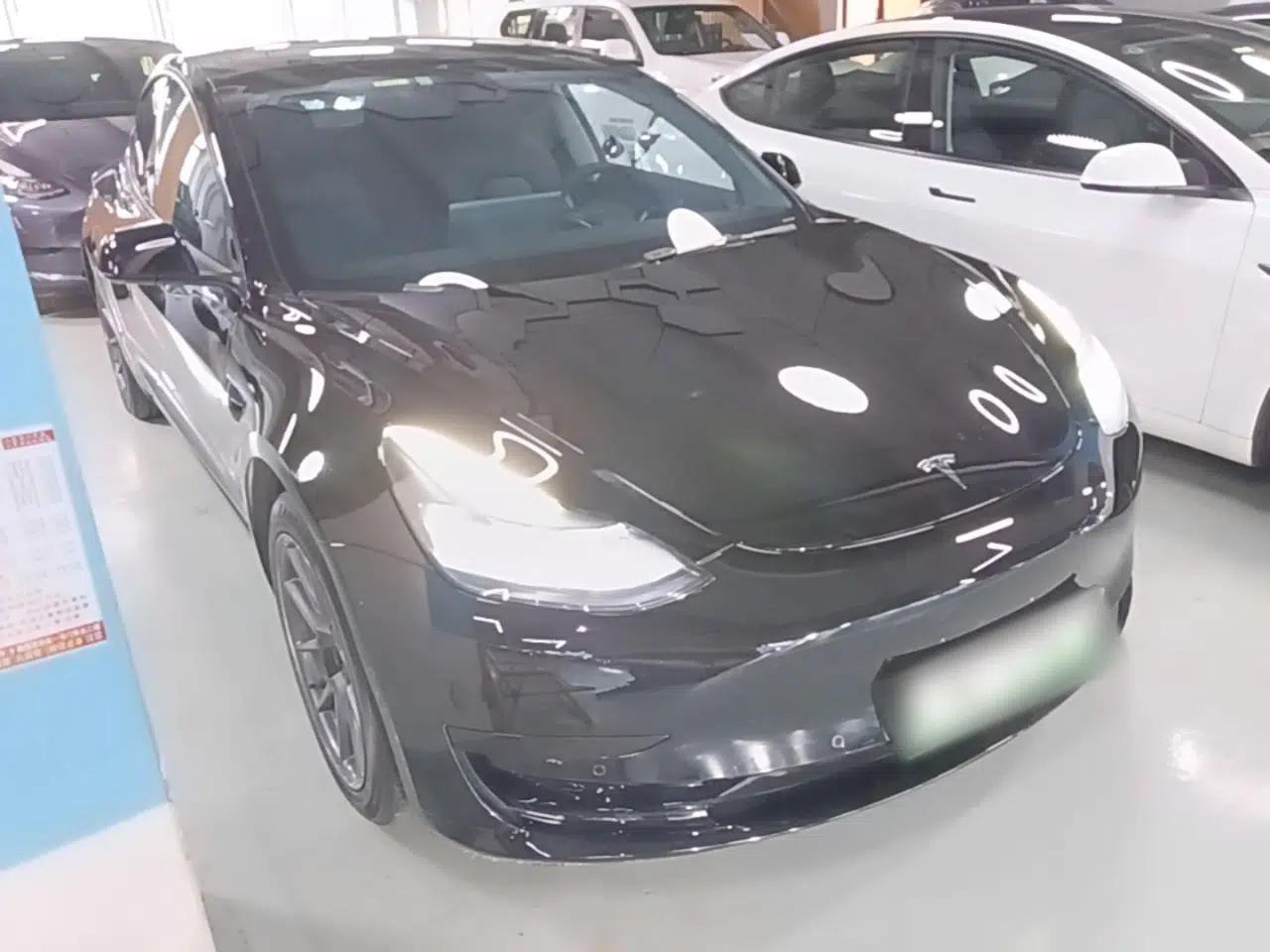 Tesla Model 3 2022 Rear-Wheel-Drive Version — миниатюра 3