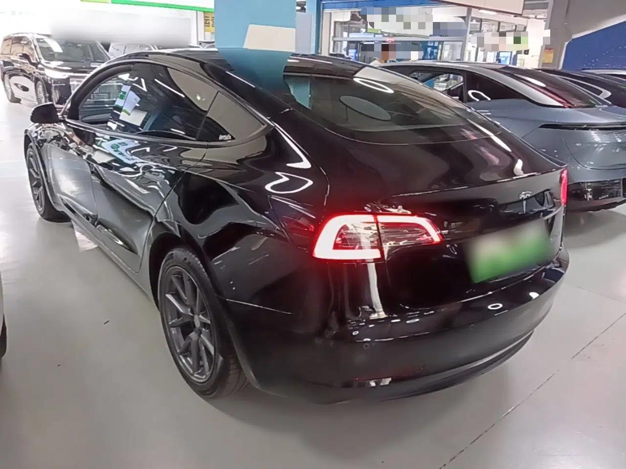 Tesla Model 3 2022 Rear-Wheel-Drive Version — миниатюра 4