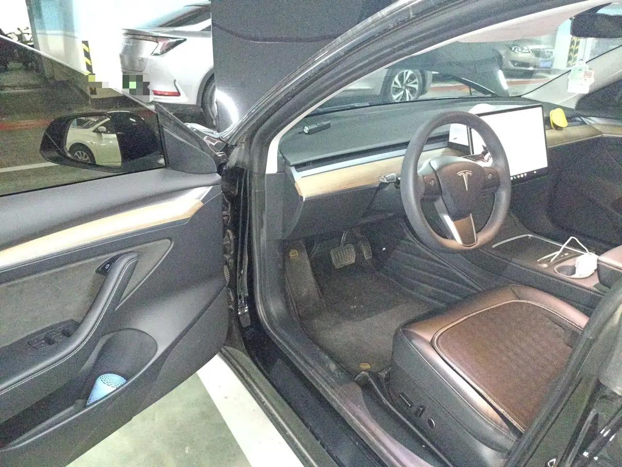 Tesla Model 3 2022 Rear-Wheel-Drive Version — миниатюра 16