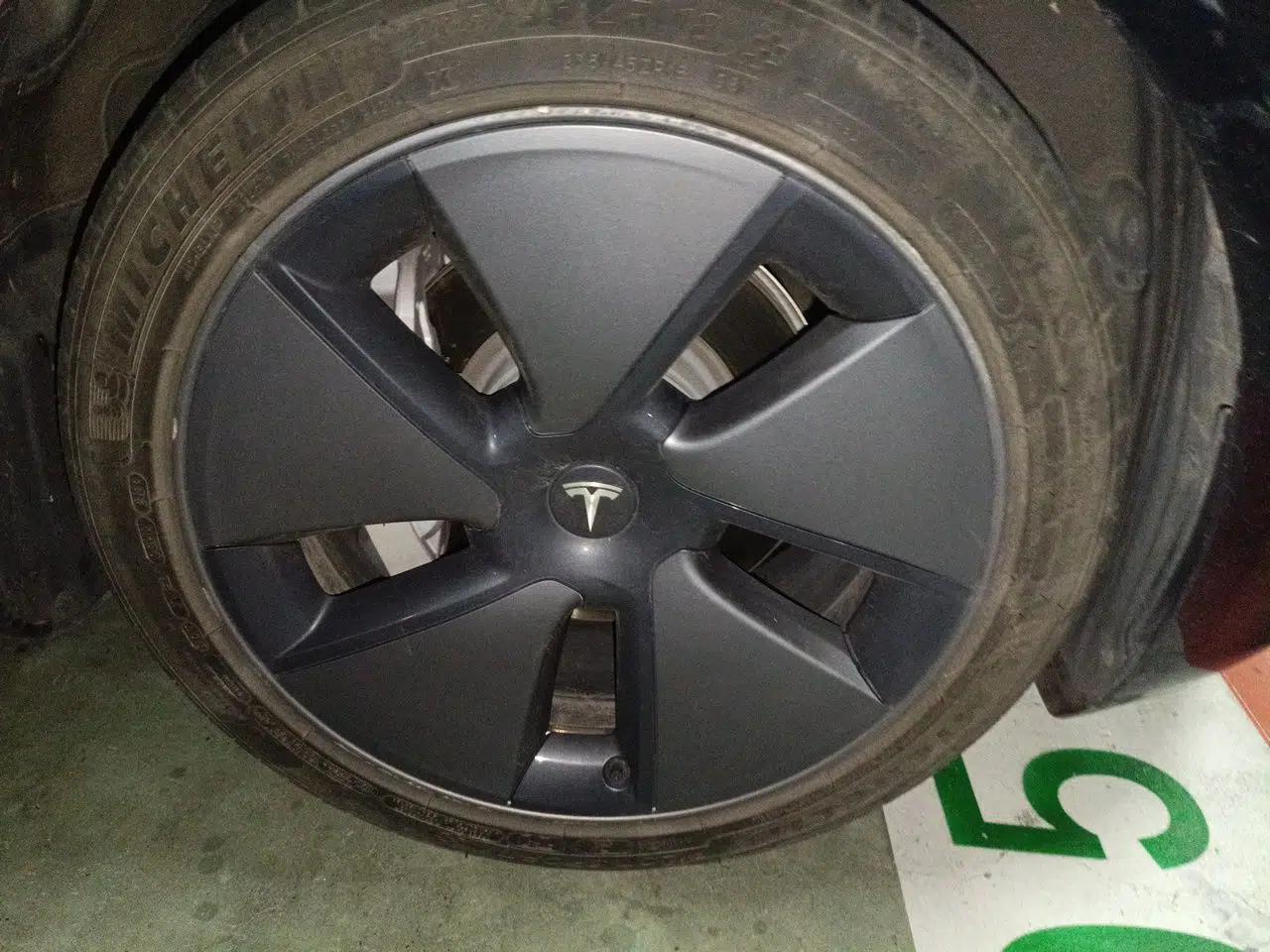 Tesla Model 3 2022 Rear-Wheel-Drive Version — миниатюра 8