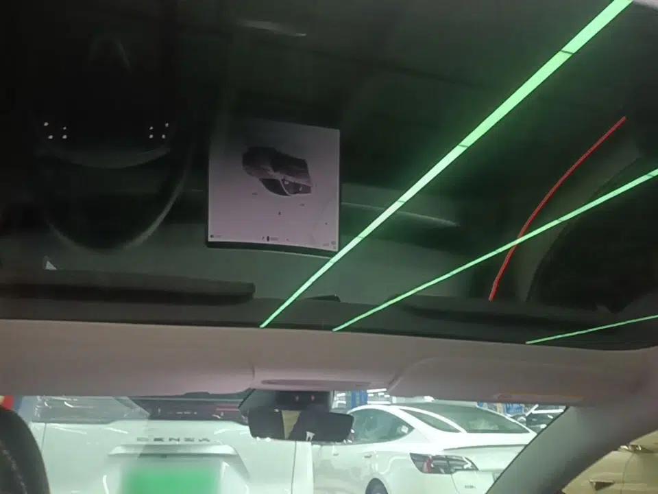 Tesla Model 3 2023 Rear-Wheel-Drive Version — миниатюра 21