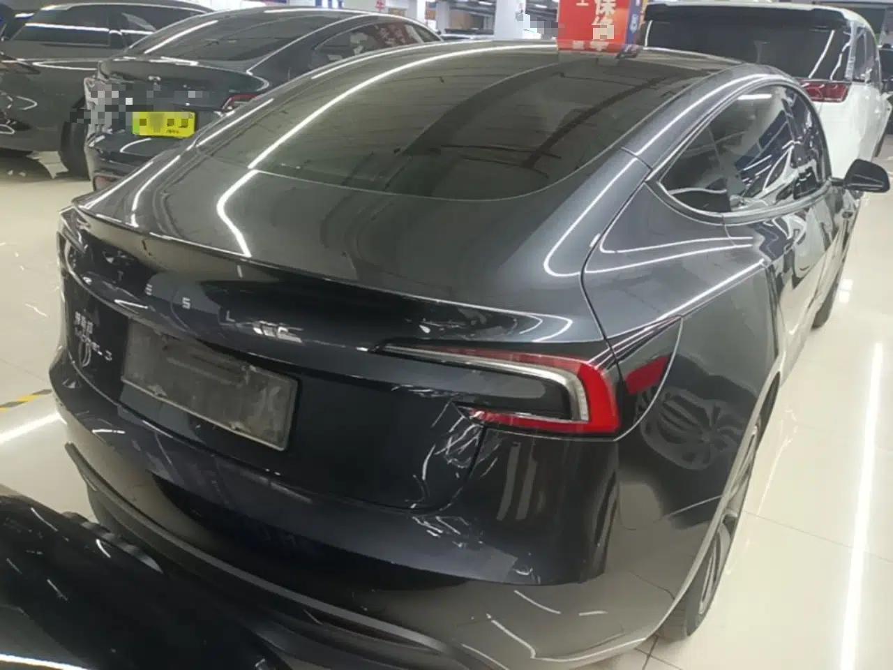 Tesla Model 3 2023 Rear-Wheel-Drive Version — миниатюра 6