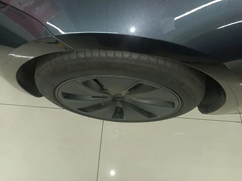Tesla Model 3 2023 Rear-Wheel-Drive Version — миниатюра 10