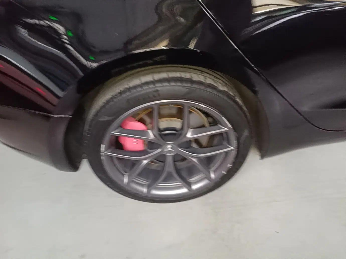 Tesla Model 3 2022 Performance High-Performance All-Wheel-Drive Version — миниатюра 16