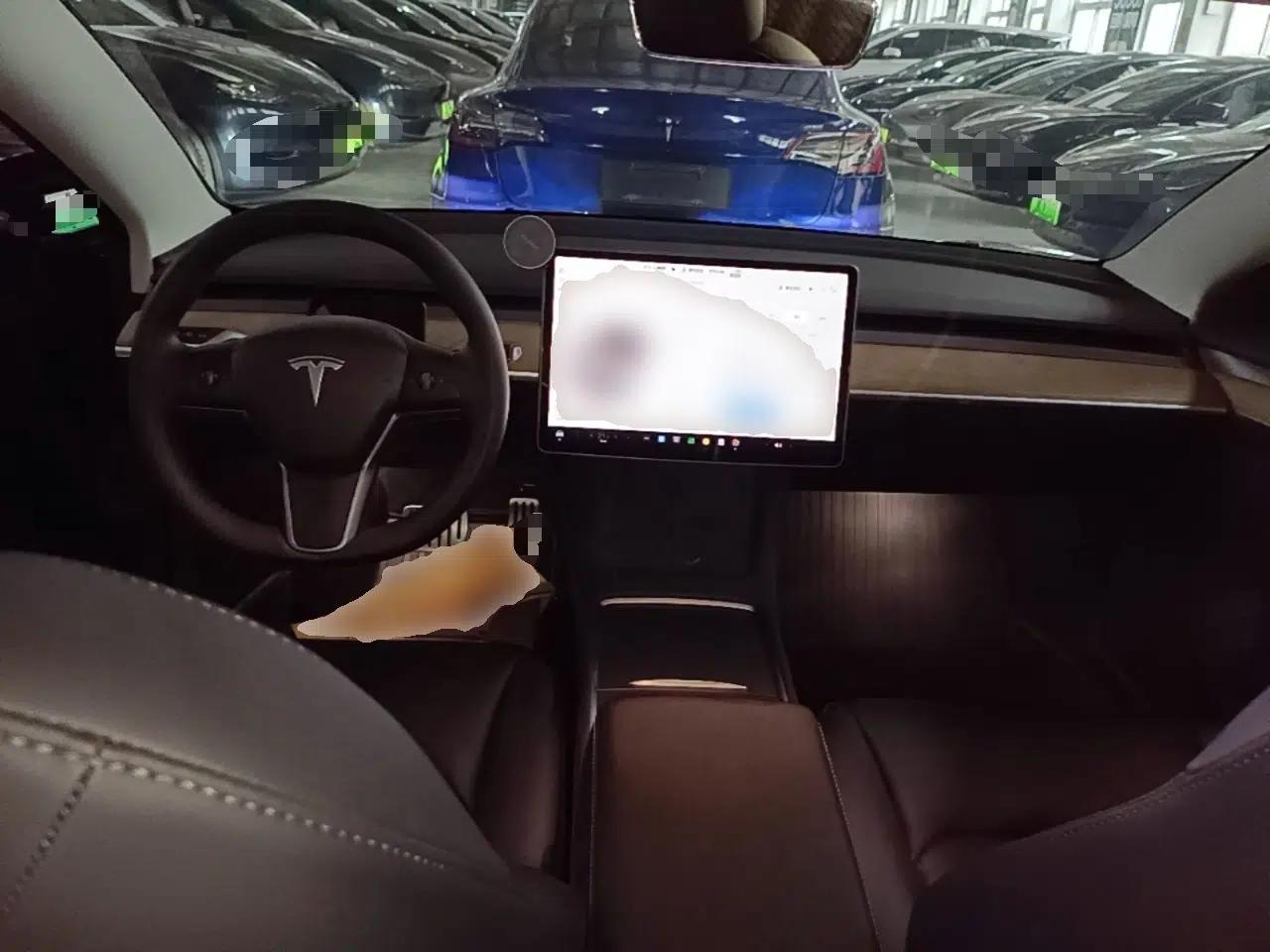 Tesla Model 3 2022 Performance High-Performance All-Wheel-Drive Version — миниатюра 17