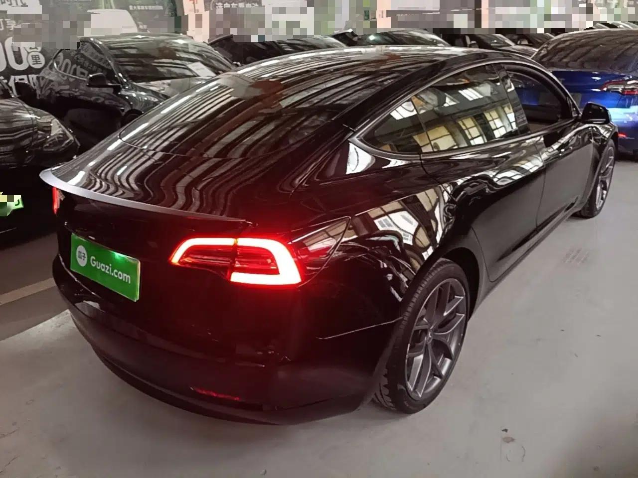 Tesla Model 3 2022 Performance High-Performance All-Wheel-Drive Version — миниатюра 6