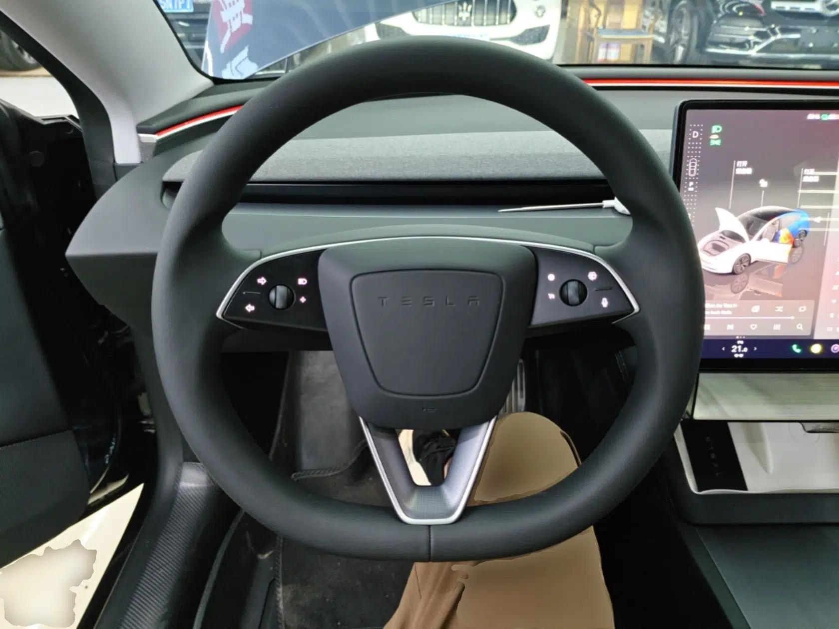 Tesla Model 3 2023 Rear-Wheel-Drive Version — миниатюра 13