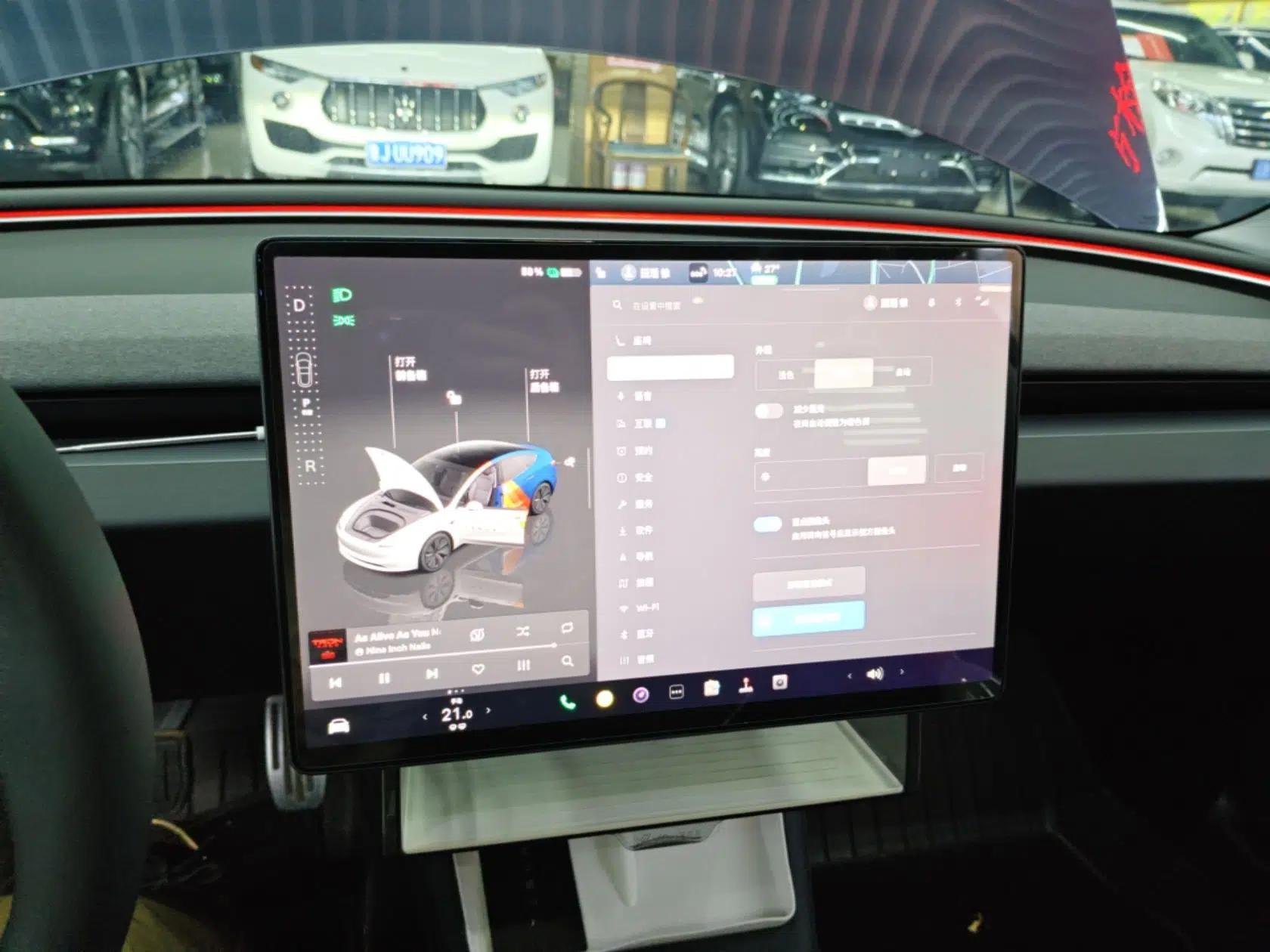 Tesla Model 3 2023 Rear-Wheel-Drive Version — миниатюра 15