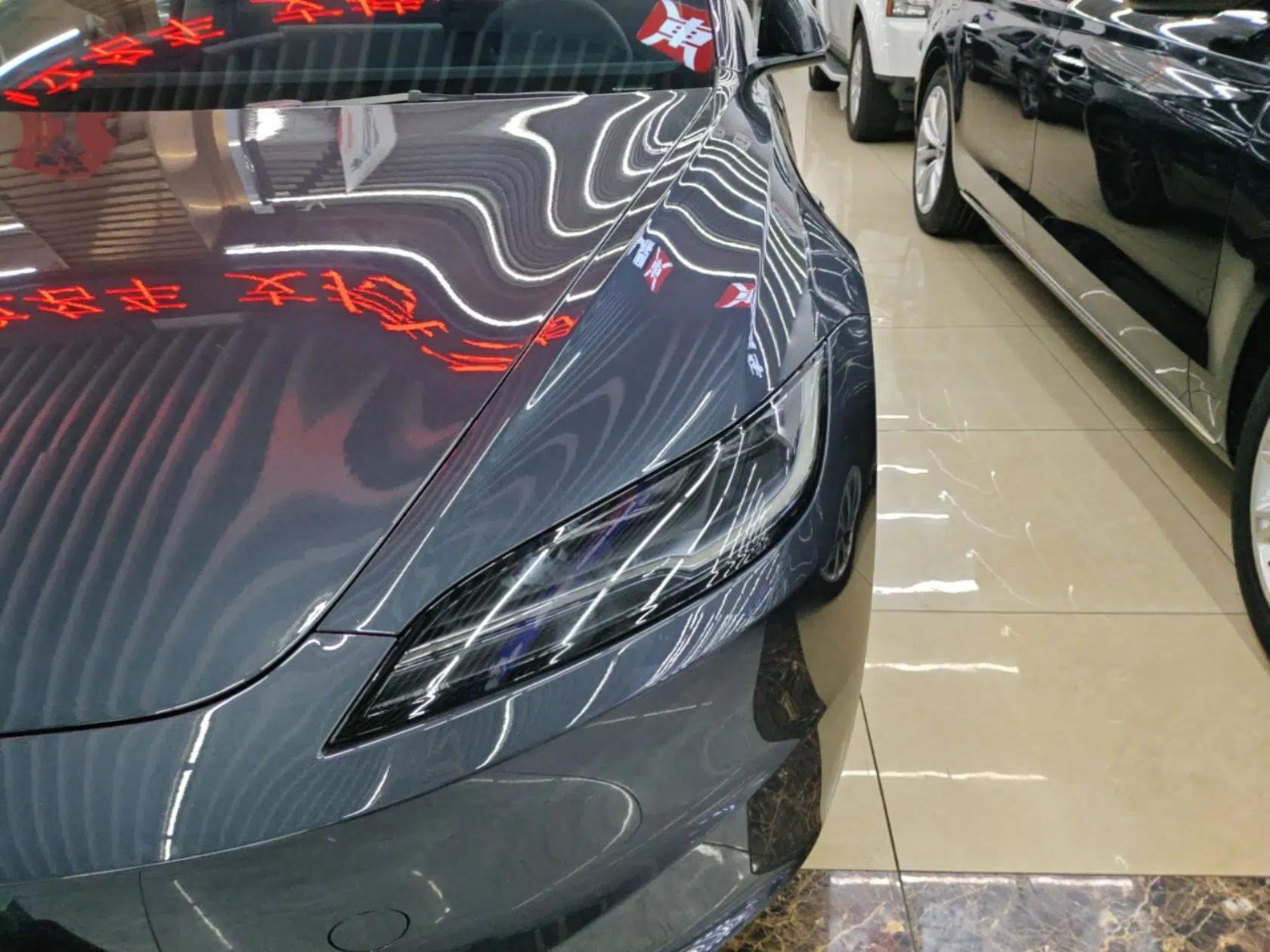 Tesla Model 3 2023 Rear-Wheel-Drive Version — миниатюра 8