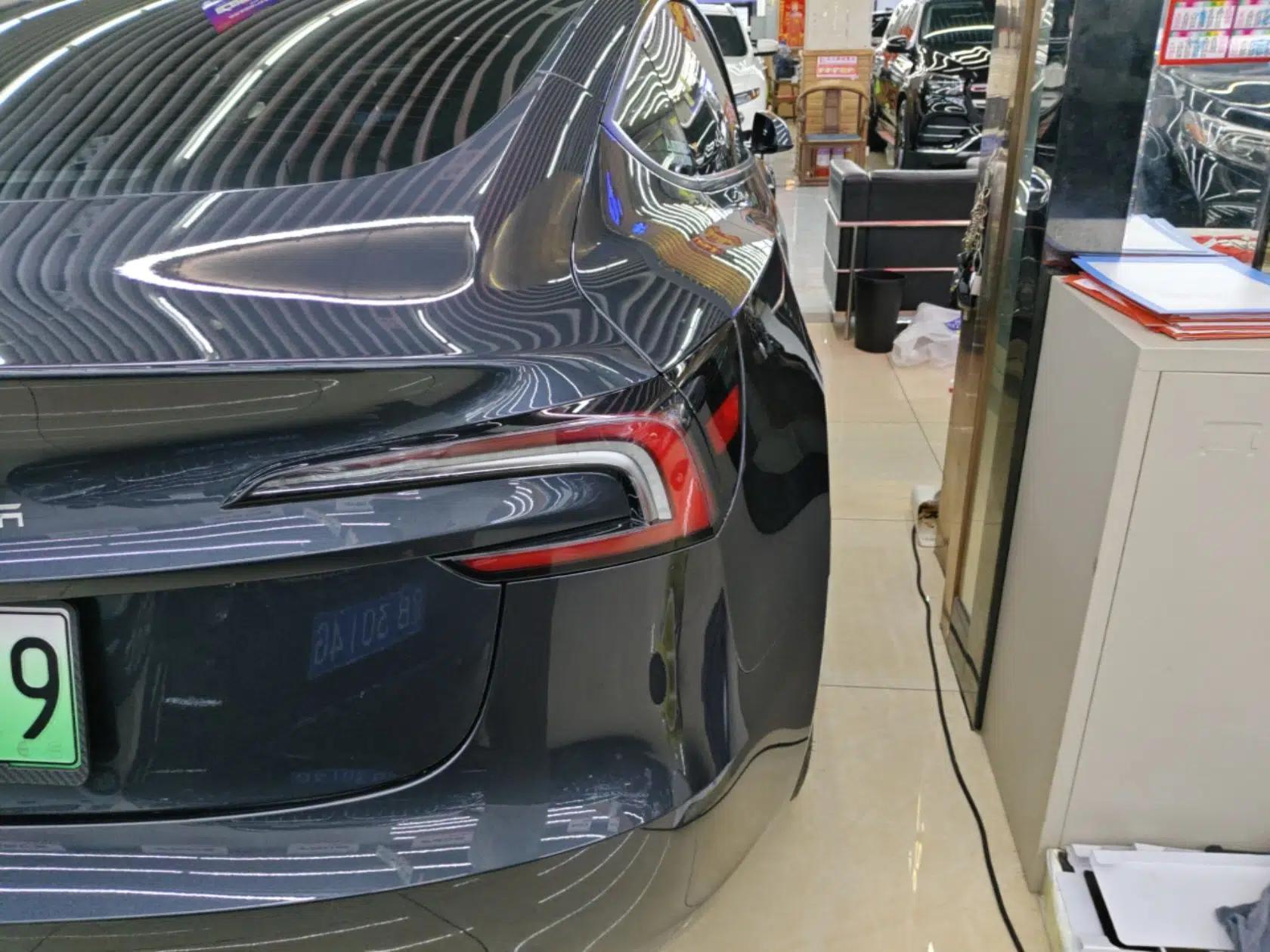 Tesla Model 3 2023 Rear-Wheel-Drive Version — миниатюра 9