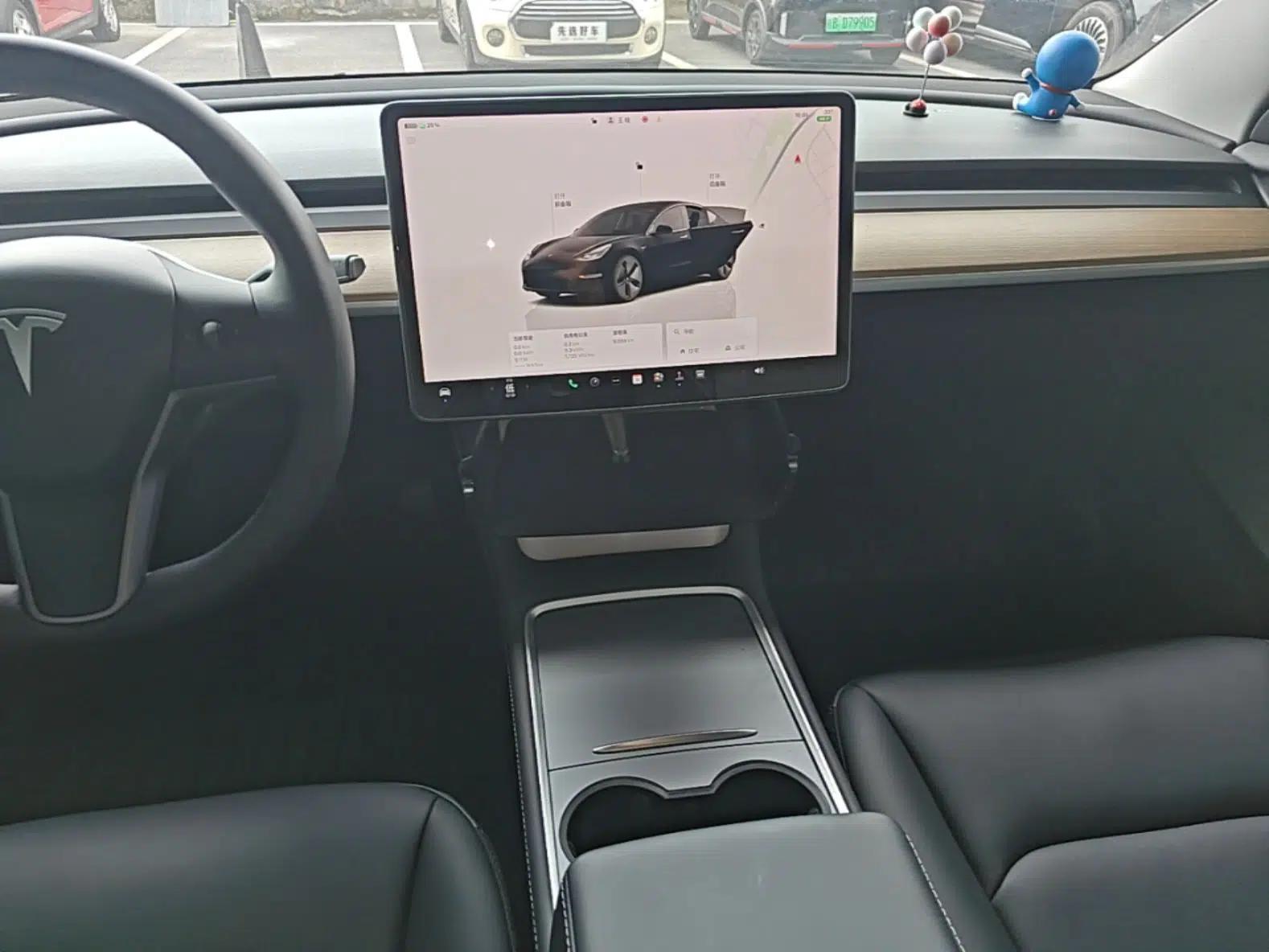 Tesla Model 3 2022 Rear-Wheel-Drive Version — миниатюра 15