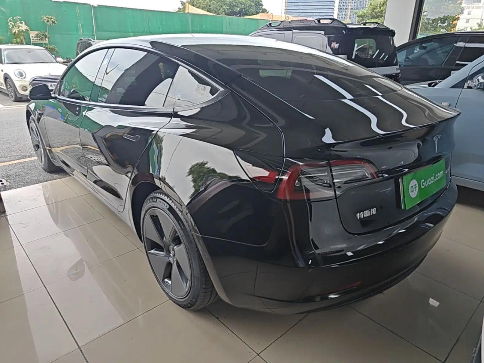Tesla Model 3 2022 Rear-Wheel-Drive Version — миниатюра 4