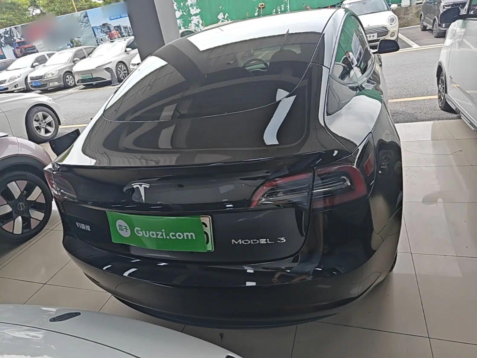 Tesla Model 3 2022 Rear-Wheel-Drive Version — миниатюра 5