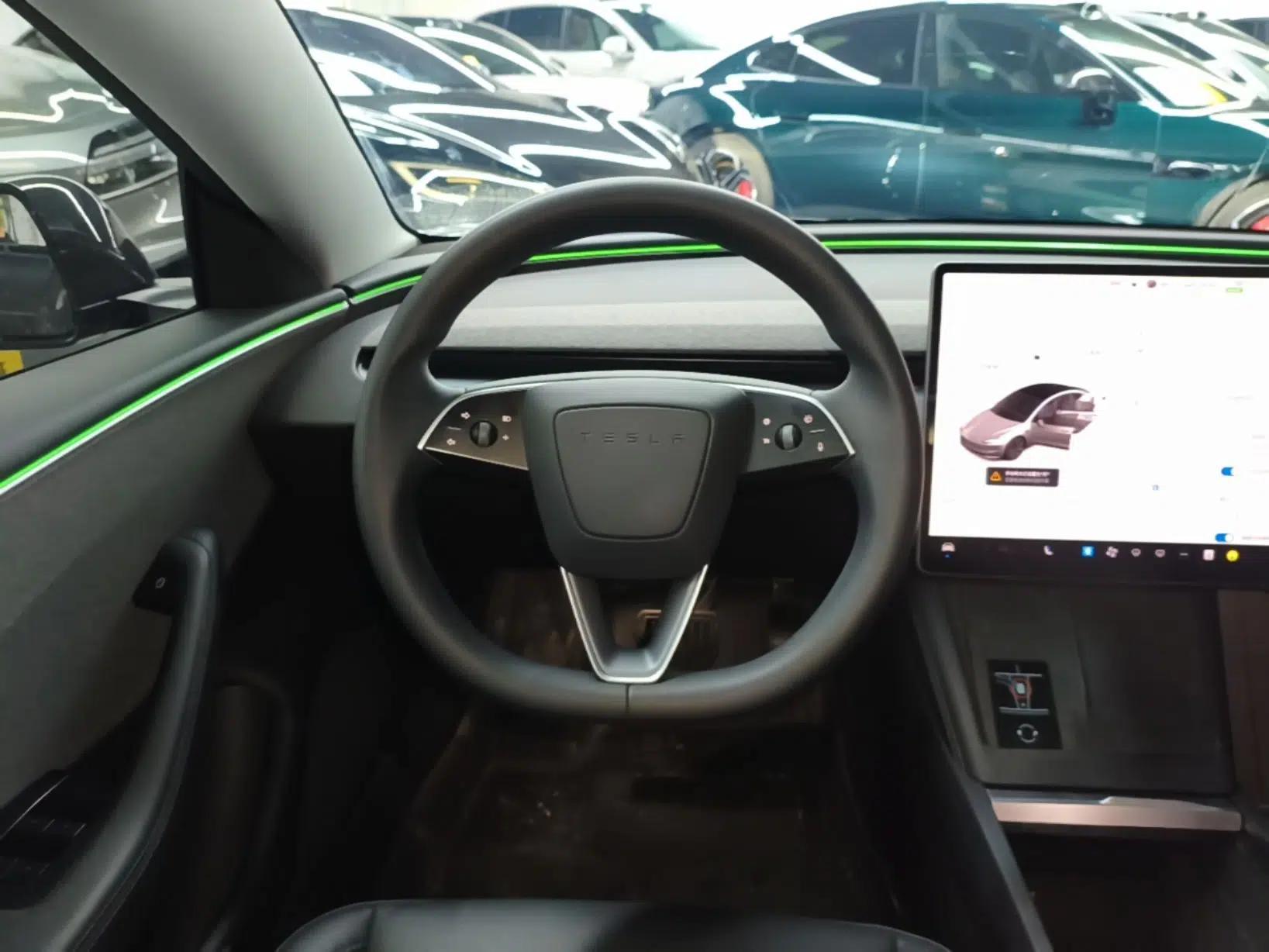 Tesla Model 3 2023 Rear-Wheel-Drive Version — миниатюра 18