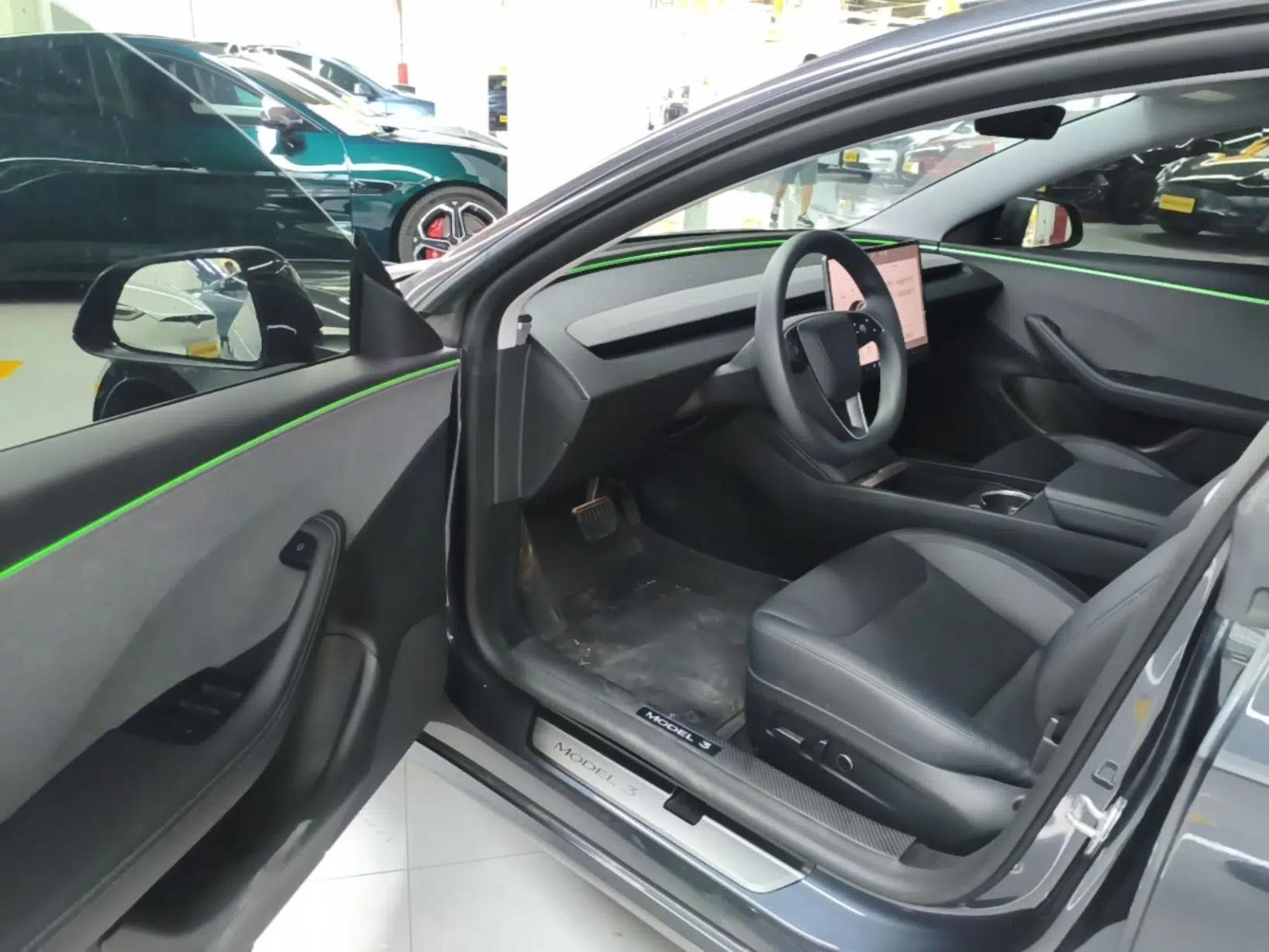 Tesla Model 3 2023 Rear-Wheel-Drive Version — миниатюра 23