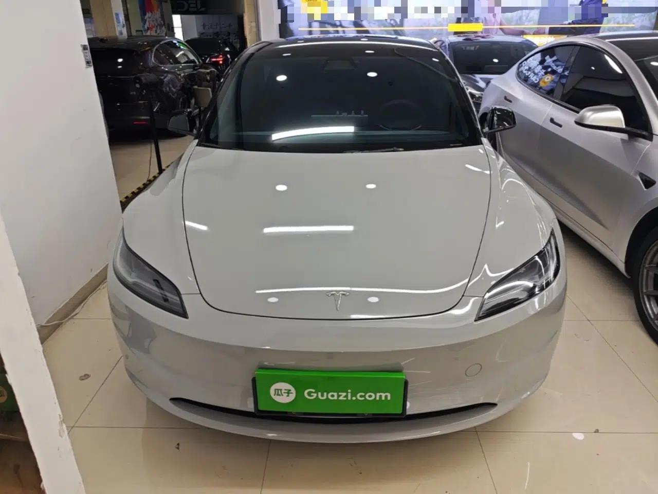 Tesla Model 3 2023 Rear-Wheel-Drive Version — миниатюра 2