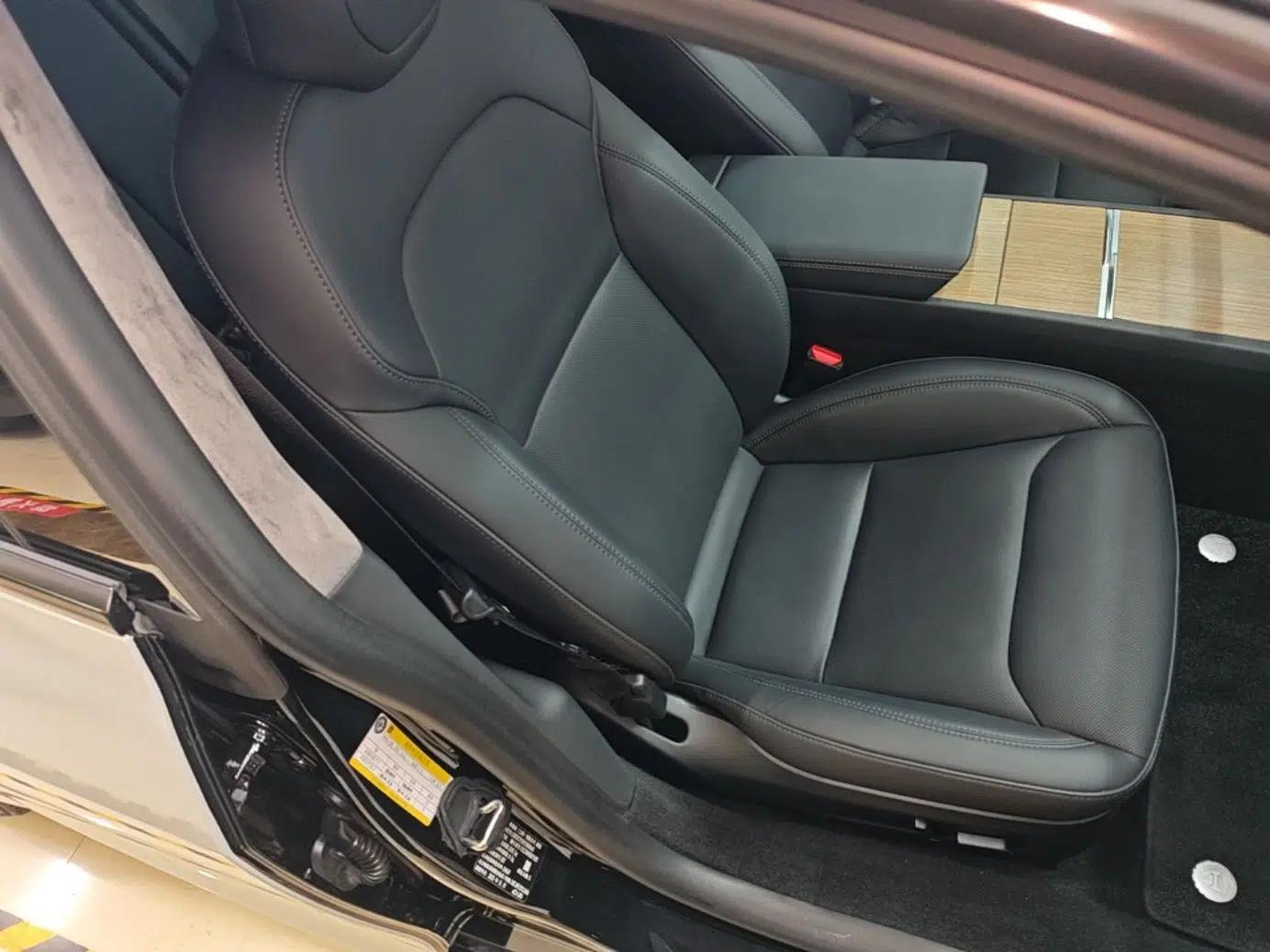 Tesla Model 3 2023 Rear-Wheel-Drive Version — миниатюра 19