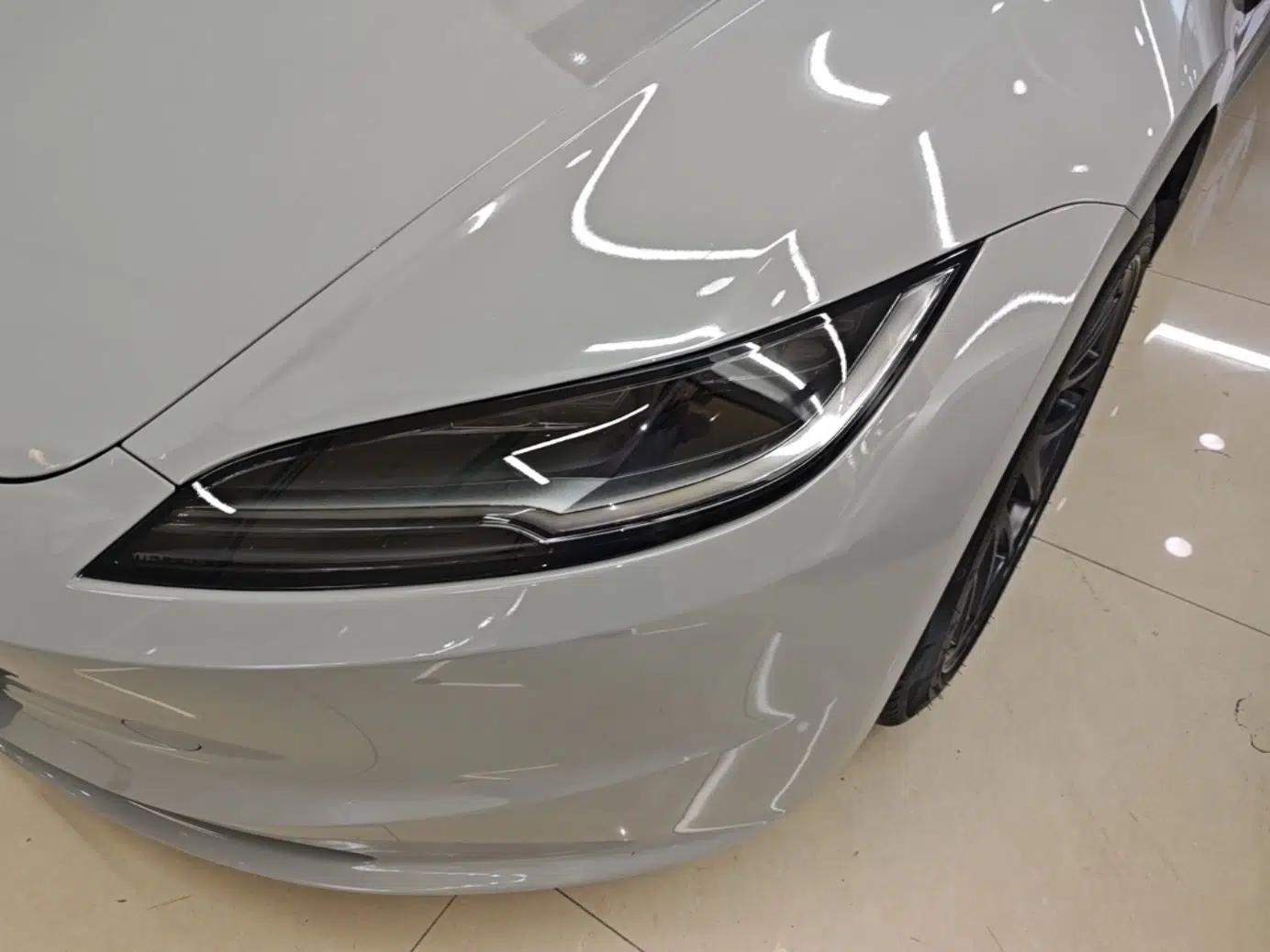 Tesla Model 3 2023 Rear-Wheel-Drive Version — миниатюра 8