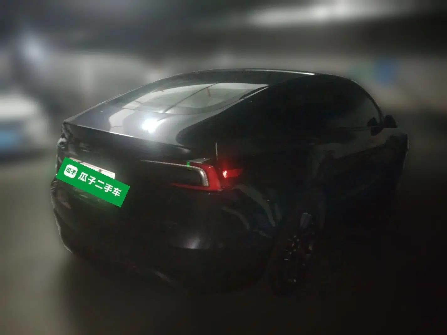 Tesla Model 3 2023 Long-Range All-Wheel-Drive Version — миниатюра 6