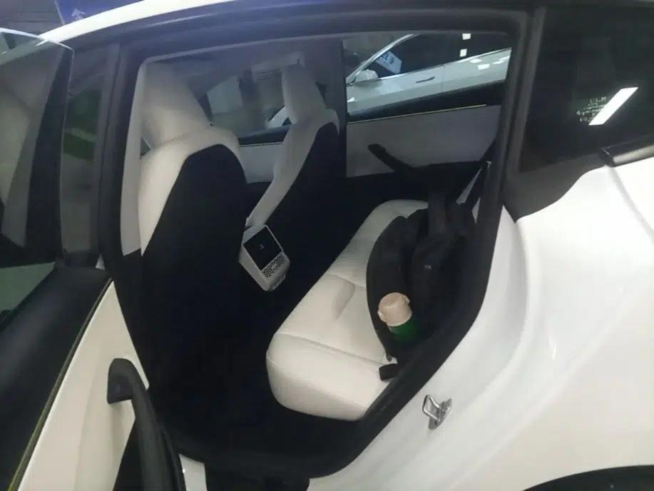 Tesla Model 3 2025 Model Revised Long-Range Rear-Wheel-Drive Version — миниатюра 20