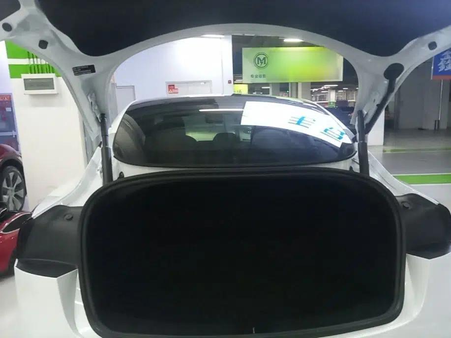 Tesla Model 3 2025 Model Revised Long-Range Rear-Wheel-Drive Version — миниатюра 22
