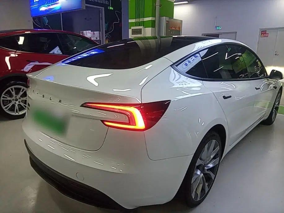 Tesla Model 3 2025 Model Revised Long-Range Rear-Wheel-Drive Version — миниатюра 6