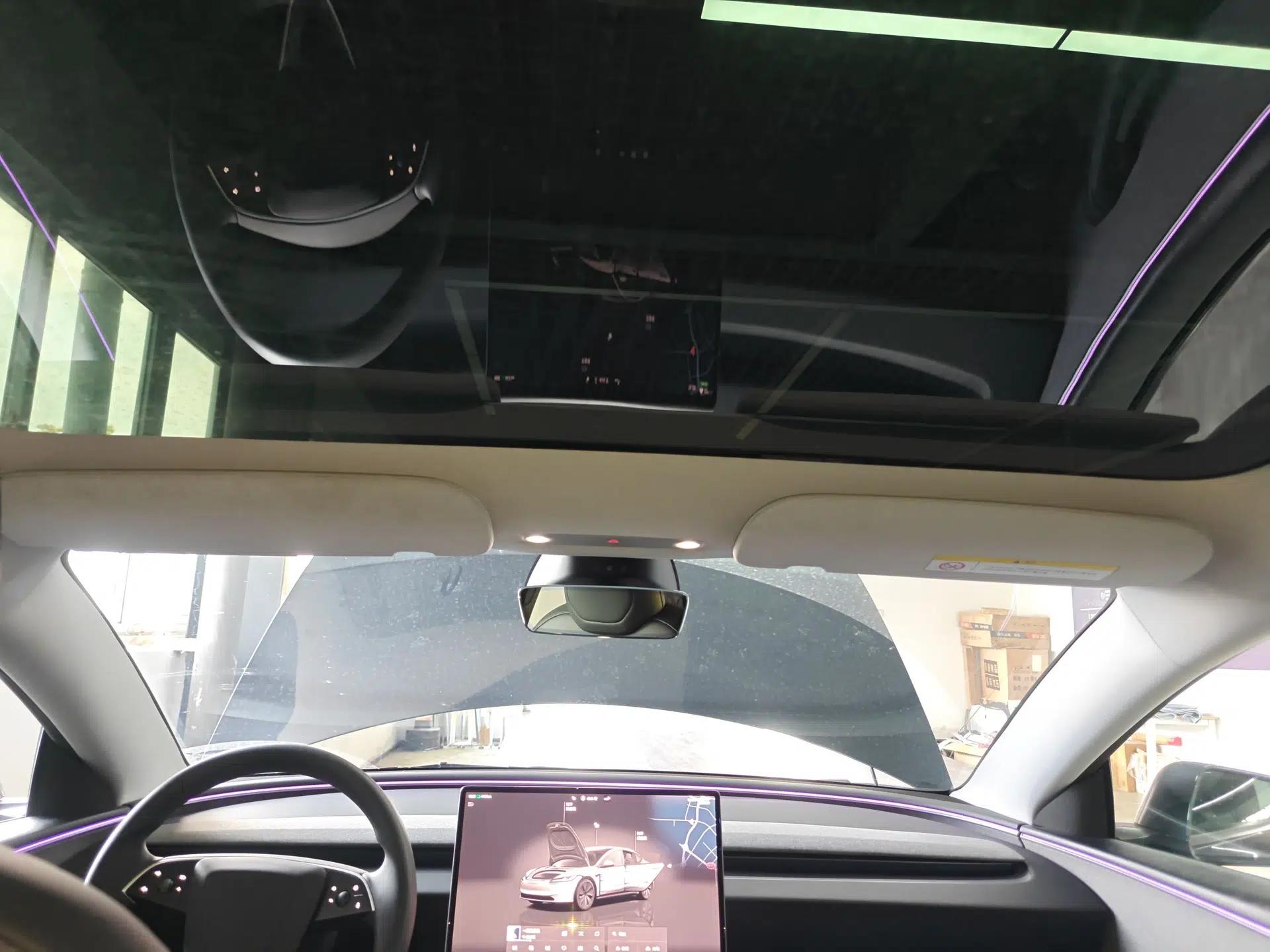 Tesla Model 3 2025 Rear-Wheel-Drive Version — миниатюра 21