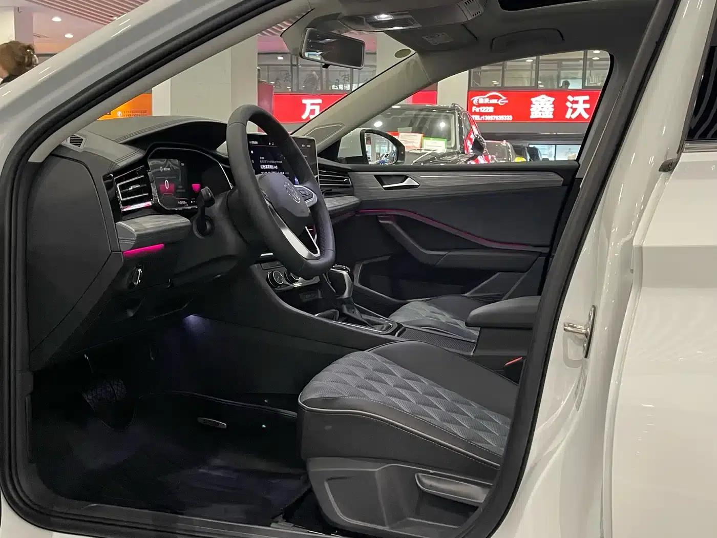 2024 Volkswagen Sagitar 300TSI DSG Super Edition — миниатюра 13