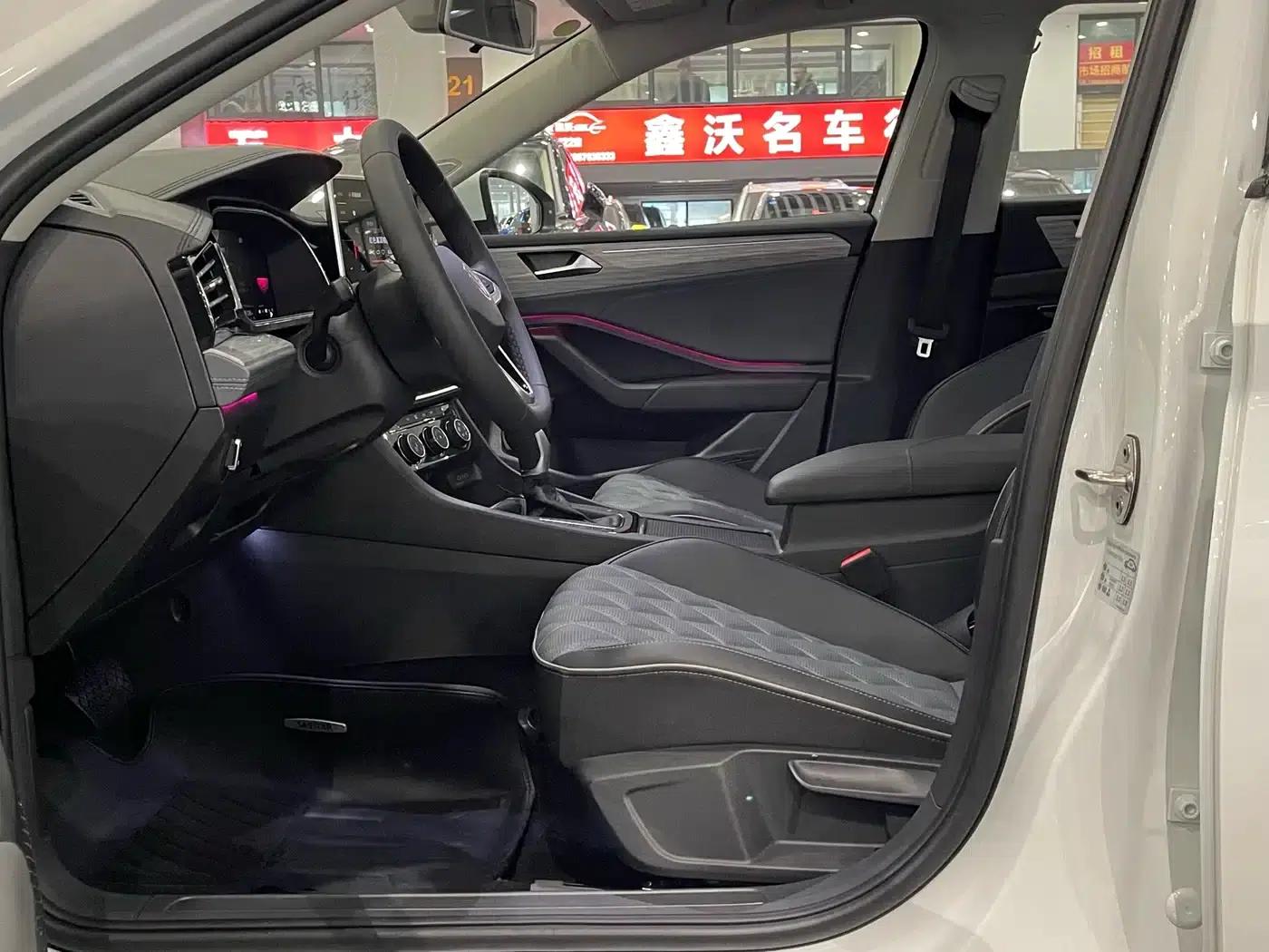2024 Volkswagen Sagitar 300TSI DSG Super Edition — миниатюра 14