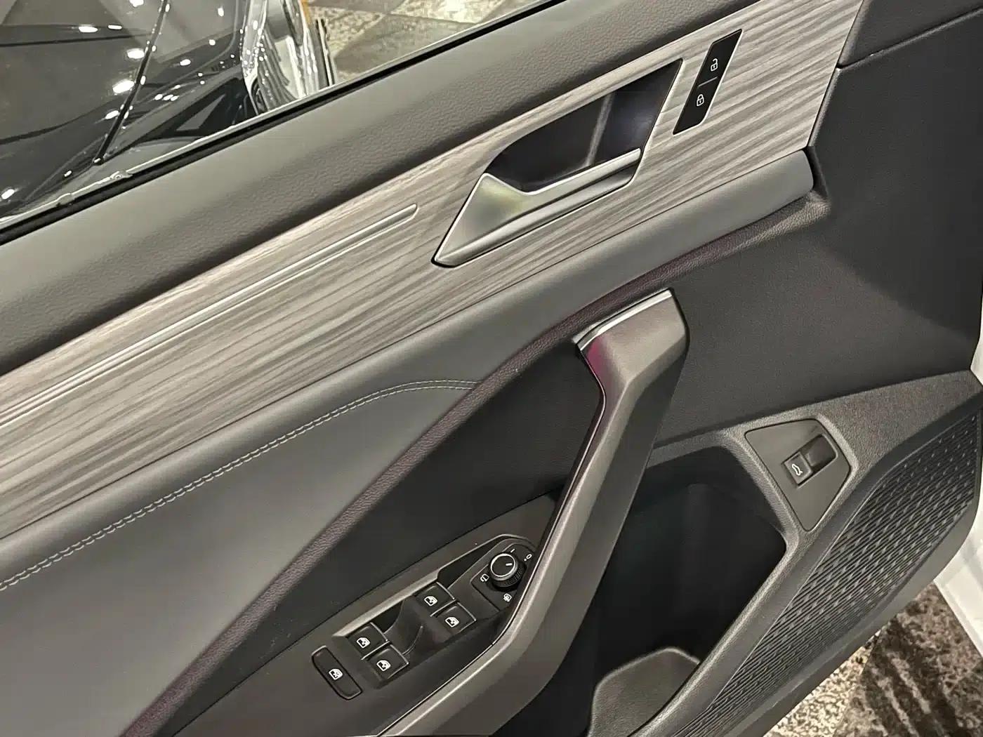 2024 Volkswagen Sagitar 300TSI DSG Super Edition — миниатюра 15