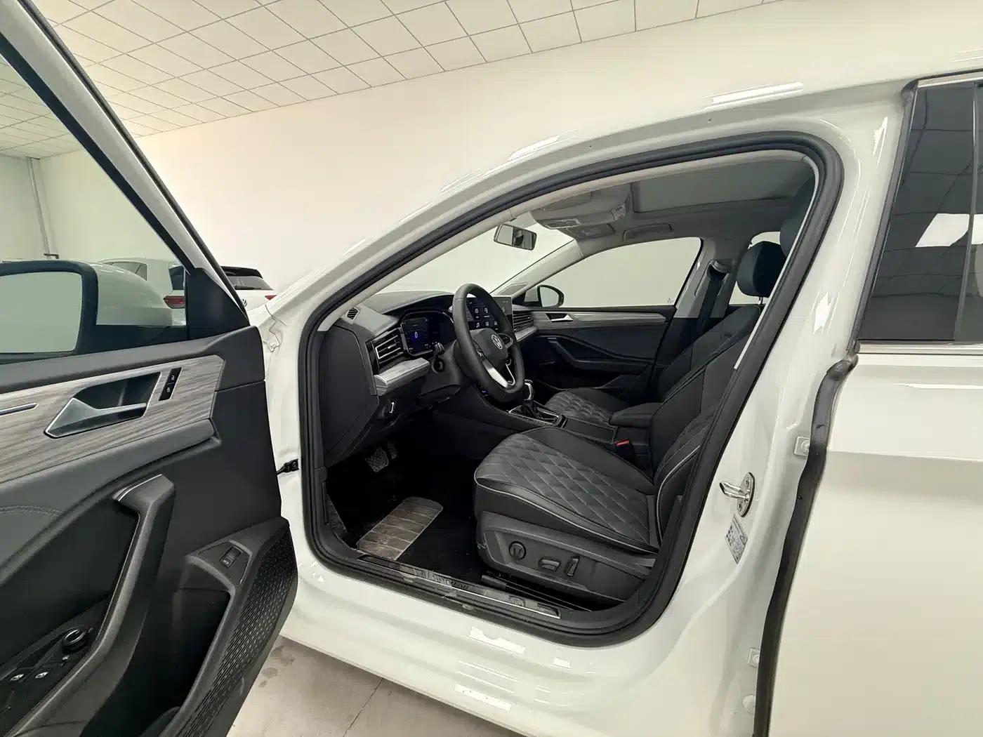 2023 Volkswagen Sagitar 280TSI DSG Beyond Lite Edition — миниатюра 6