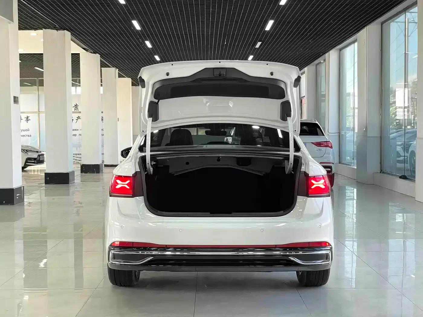 2023 Volkswagen Sagitar 280TSI DSG Super Edition — миниатюра 16