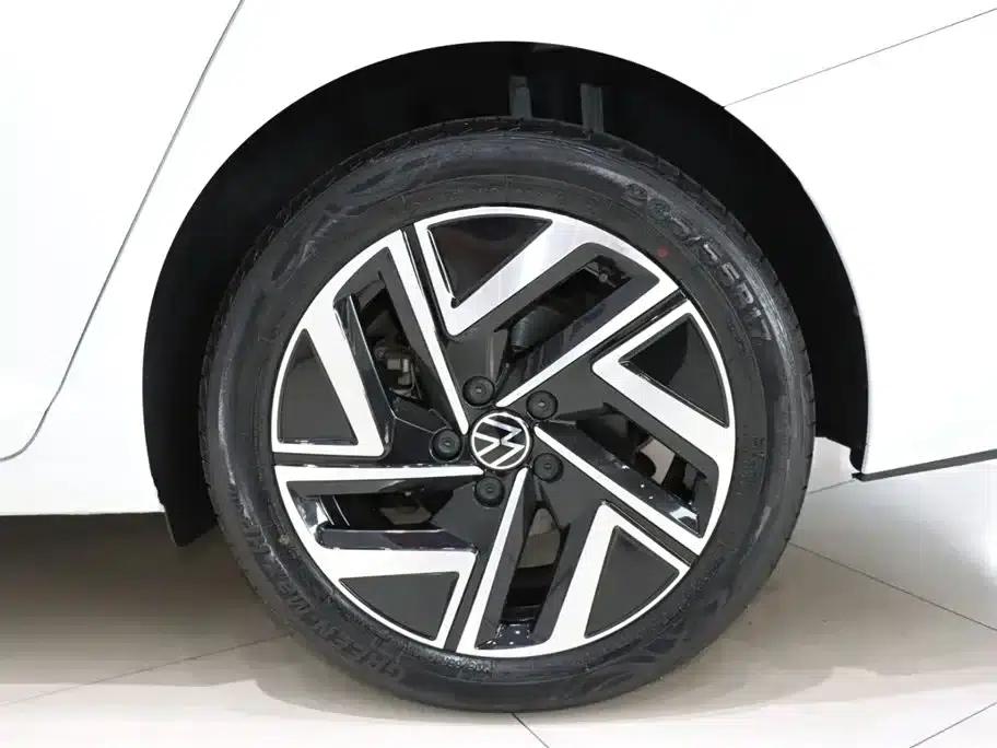 2023 Volkswagen Sagitar 300TSI DSG Super Edition — миниатюра 20