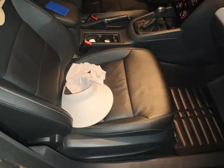 2015 Volkswagen Sagitar 1.6L Automatic Comfort Model — миниатюра 8