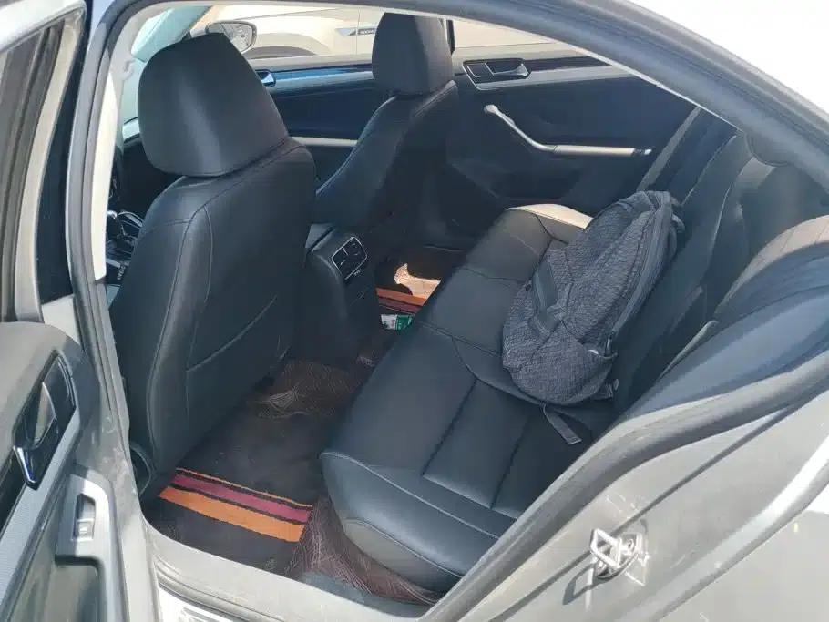 2015 Volkswagen Sagitar 1.6L Automatic Comfort Model — миниатюра 11