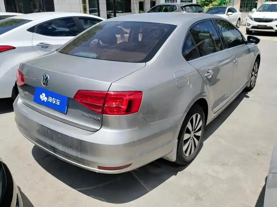2015 Volkswagen Sagitar 1.6L Automatic Comfort Model — миниатюра 3
