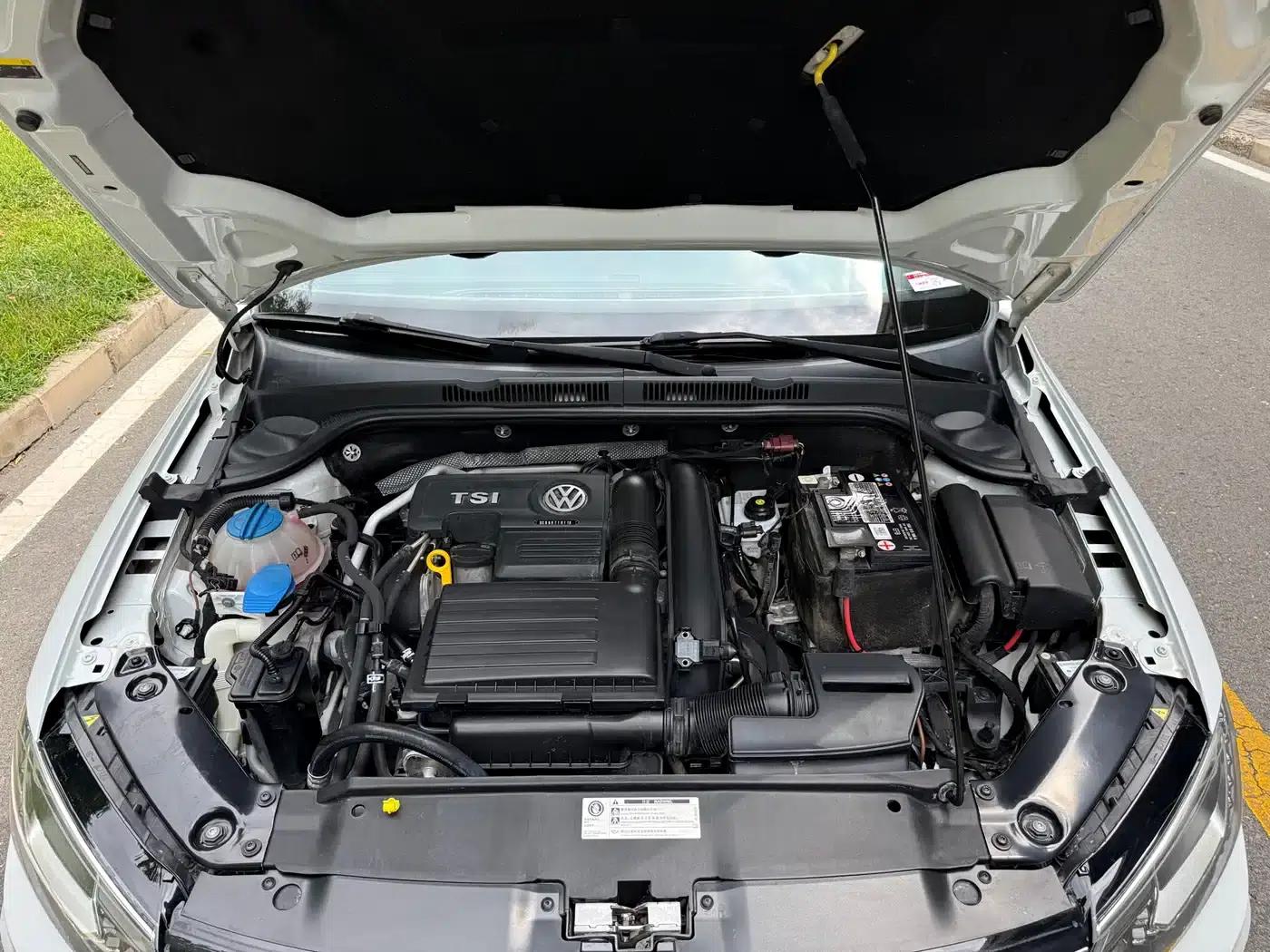 2018 Volkswagen Sagitar 280TSI DSG Dynamic Edition — миниатюра 17