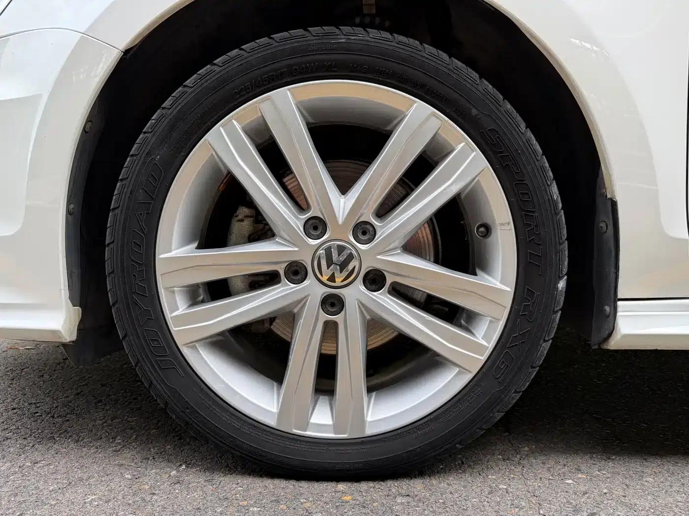 2018 Volkswagen Sagitar 280TSI DSG Dynamic Edition — миниатюра 19