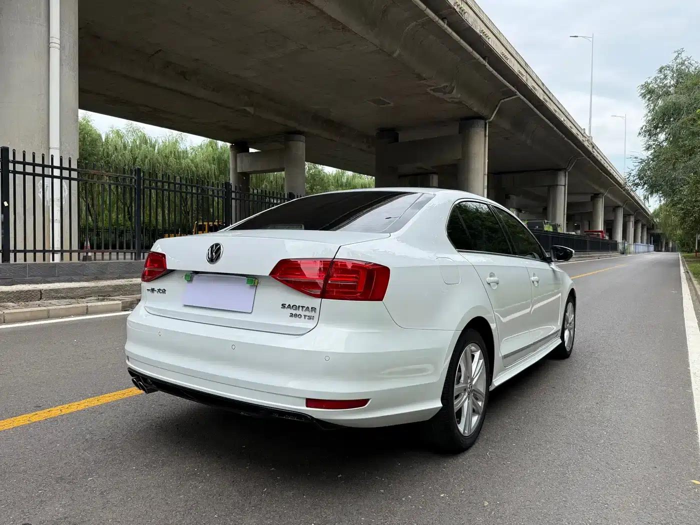 2018 Volkswagen Sagitar 280TSI DSG Dynamic Edition — миниатюра 5